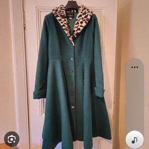 Collectif Green Coat with Animal Print Collar
